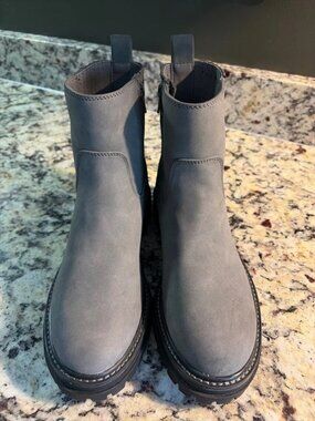 Time&Tru side-zip boot